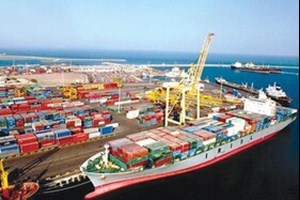 ثبت بالاترین رکورد صادرات فرآوردههای نفتی در تاریخ بندر خرمشهر