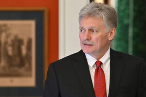 کرملین اتهام‌زنی انگلیس علیه روسیه در موضوع آتش‌سوزی منزل استارمر را «مضحک» خواند